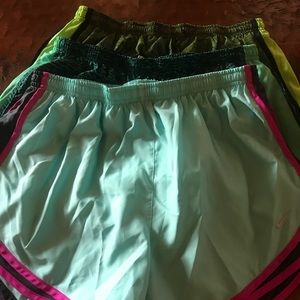 Bundle Nike Tempo running shorts